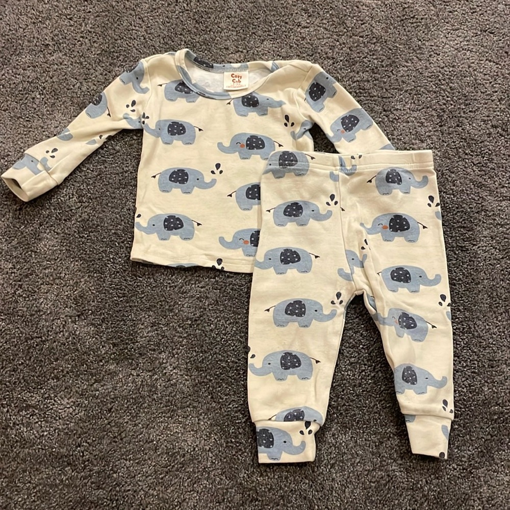 Cute 9-12 month 2 piece pajama set from SHEIN